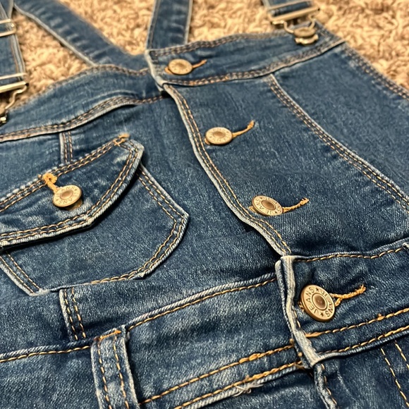 women’s overalls - Picture 2 of 8
